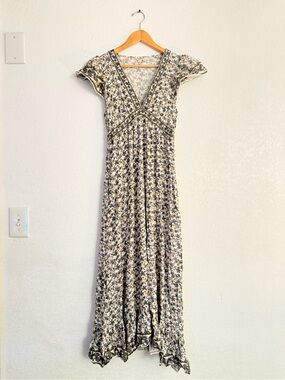 Max Studio Cream Maxi Dress with Blue Floral Print